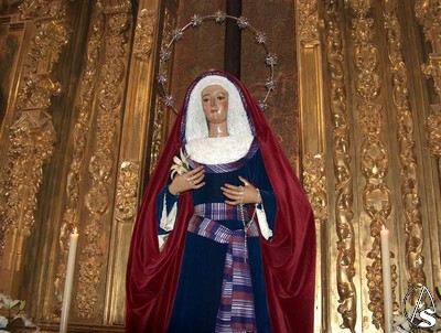 La imagen de Mara Santsima de la Encarnacin tiene altar propio en la Parroquia de San Vicente Mrtir 