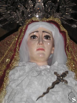 La Virgen de los Dolores data del siglo XVII tambin de autor desconocido 