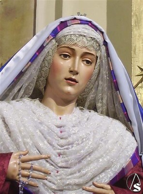 La Virgen de la Alegra, obra de Dub de Luque sustituy a la anterior de la cual desconocemos su advocacin 