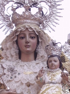 Virgen de la Esperanza Divina Enfermera 