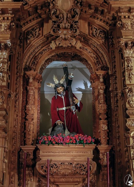 Universidad Domar Observar El Santísimo Cristo de las Tres Caídas, de la Esperanza de Triana, regresa  a su altar