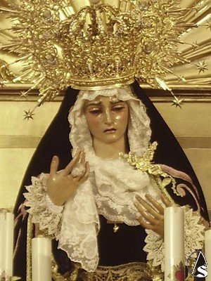 La Virgen del Mayor Dolor y Traspaso goza tambin de gran devocin en la ciudad 