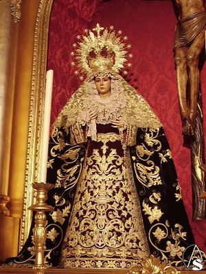 El cardenal Bueno Monreal le impuso la corona a esta imagen en 1972