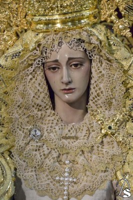   Besamanos a la Virgen del Carmen Doloroso