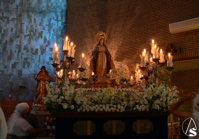 Milagrosa por Sevilla. Francisco Santiago