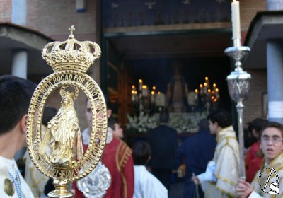 Milagrosa por Sevilla. Francisco Santiago