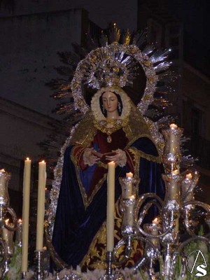Gloria a la Virgen de la O. J. A. de la Bandera.