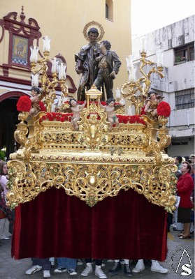 Auxiliadora Coronada 2007. Francisco Santiago