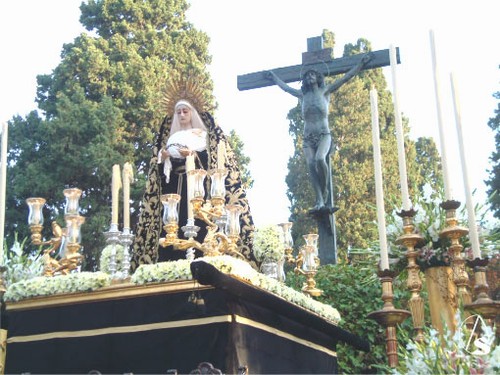 Soledad en el Cementerio. Francisco Santiago
