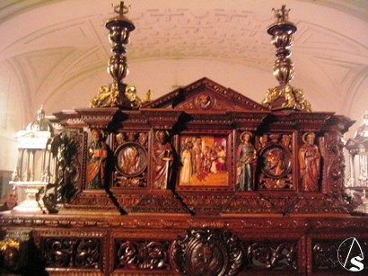Restauración del canasto y respiraderos del paso procesional del Stmo. Cristo de Burgos. F. Javier Montiel