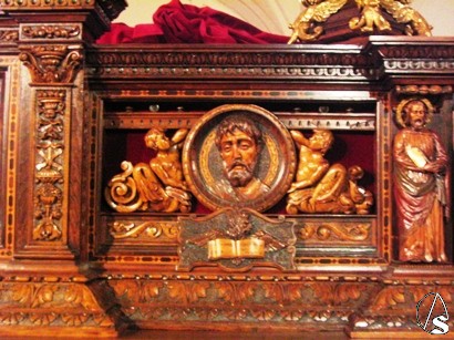 Restauración del canasto y respiraderos del paso procesional del Stmo. Cristo de Burgos. F. Javier Montiel