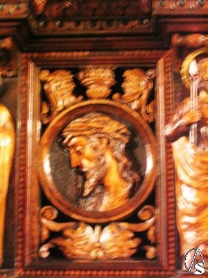 Restauración del canasto y respiraderos del paso procesional del Stmo. Cristo de Burgos. F. Javier Montiel