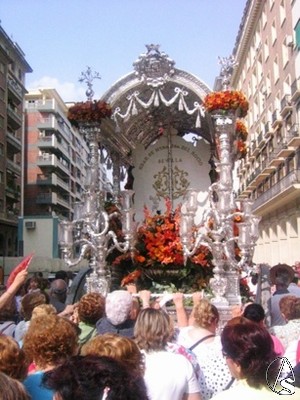 La Hdad. del Rocío de Sevilla se vá a la Romería