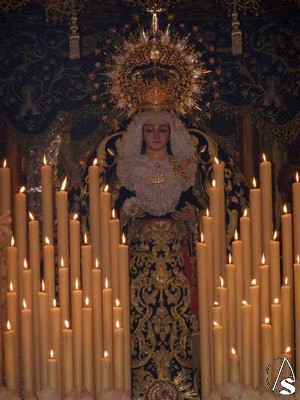100 imágenes de los Dolores de Soledad. X Aniversario de la Coronación. J. A. de la Bandera.