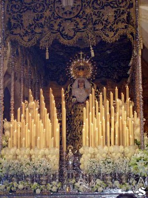 100 imágenes de los Dolores de Soledad. X Aniversario de la Coronación. J. A. de la Bandera.