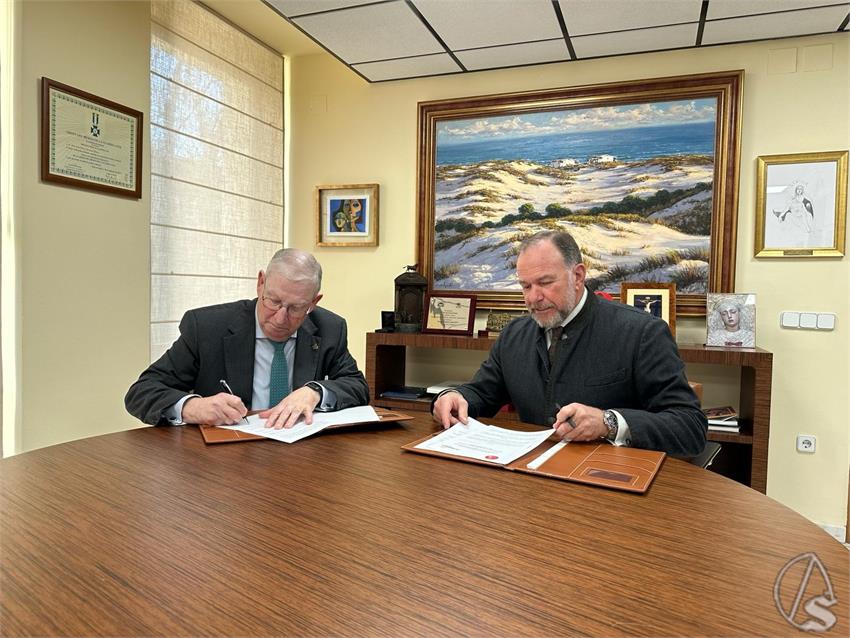 240125.__Firma_del_convenio_entre_Fundacion_Caja_Rural_del_Sur_y_Consejo_Hermandades_de_Sevilla