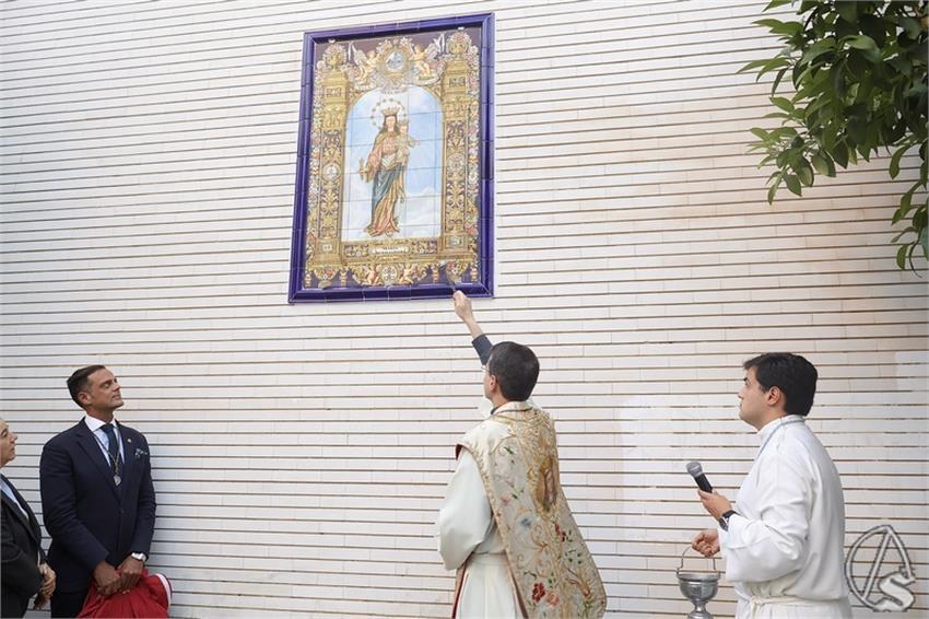 260513_Colocacion_Azulejo_Maria_Auxiliadora__3___Copiar_