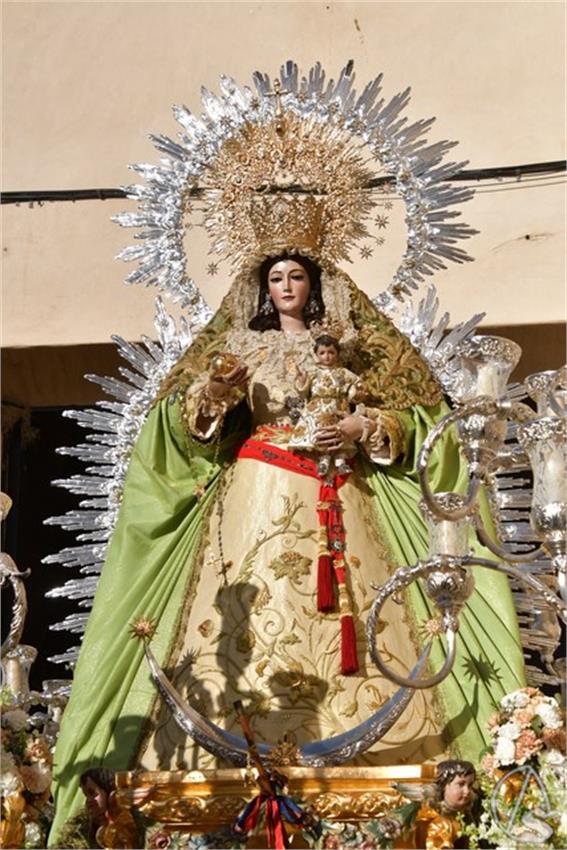 3._Virgen_de_la_Granada._La_Puebla_del_Rio_44_Copiar.JPG
