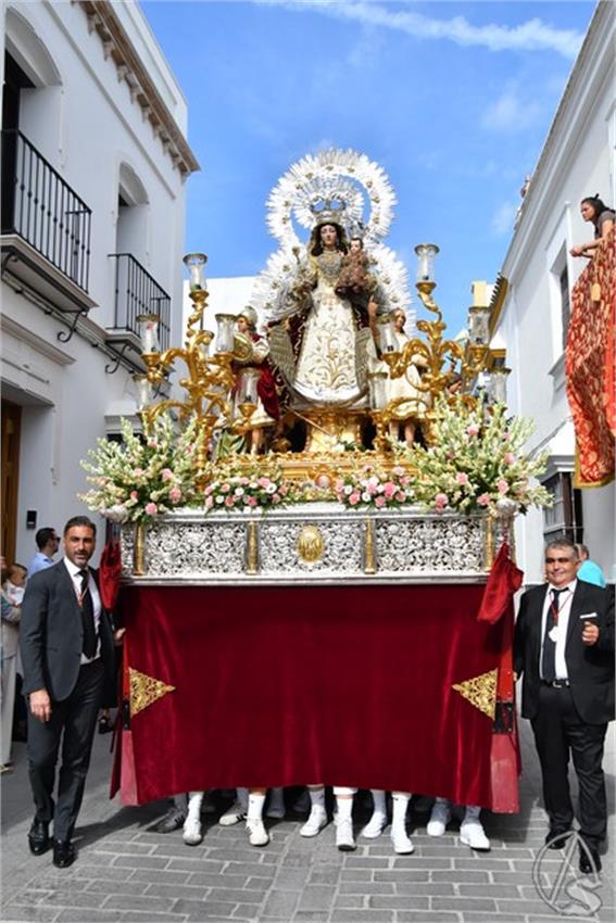 5._Virgen_del_Rosario._Marchena_21_Copiar.JPG