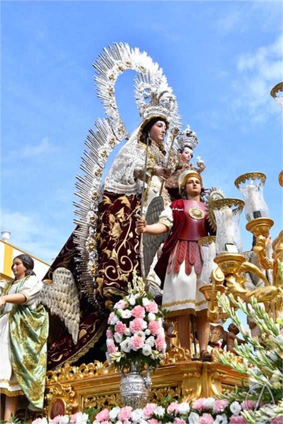 5._Virgen_del_Rosario._Marchena_45_Copiar.JPG