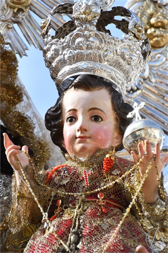 5._Virgen_del_Rosario._Marchena_88_Copiar.JPG