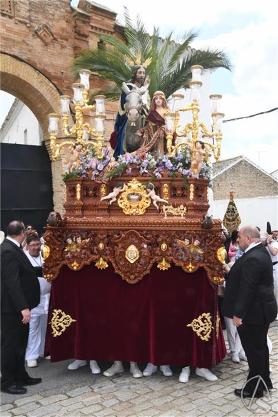 Amor._2025._Huevar_del_Aljarafe__51___Copiar_.JPG