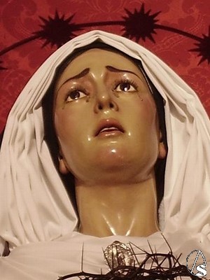 Mirada al cielo de la Virgen de las Angustias 