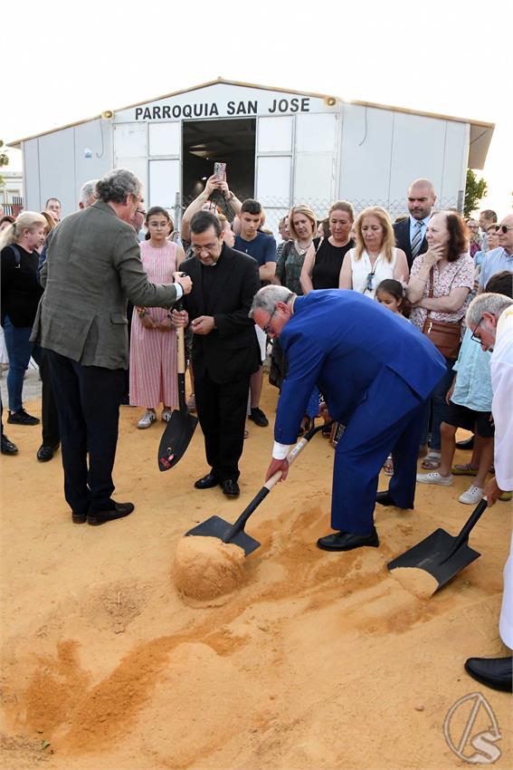 Bendicion_Primera_Piedra_San_Jose_Luis_M_Fernandez_310525__40_.JPG