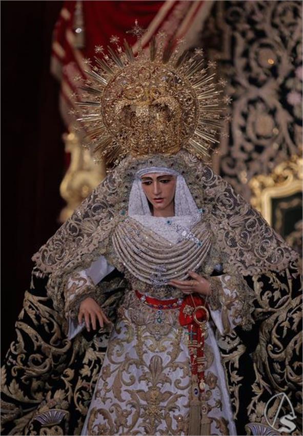 Besamanos_Esperanza_Triana_23_Manu_Gomez_Fran_Santiago__12___Copiar_