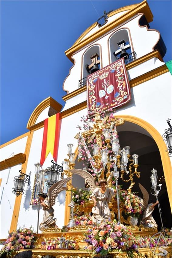 Cruz_de_Arriba_y_Virgen_del_Rosario._2026_Aznalcollar._16_Copiar.JPG