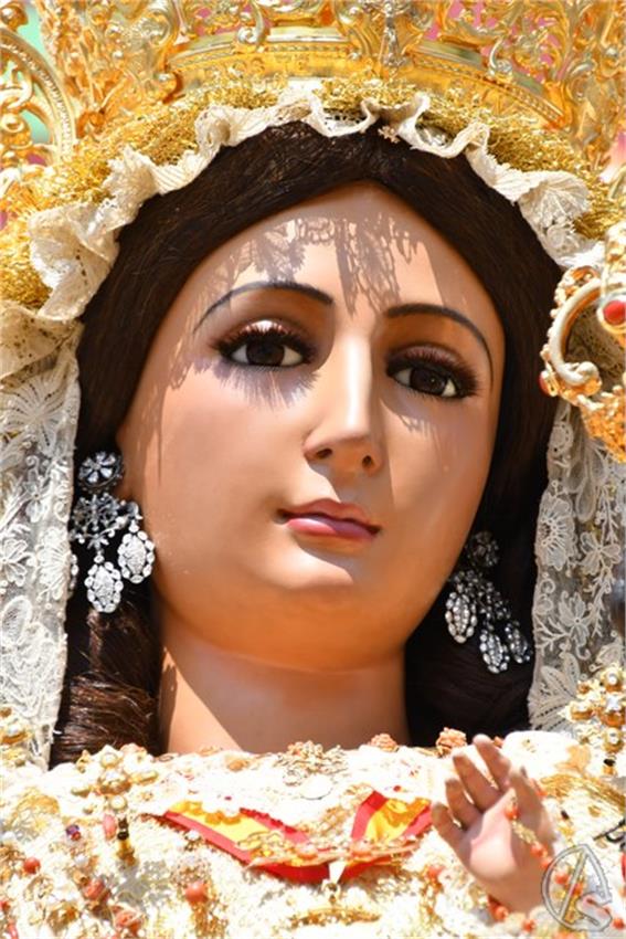 Cruz_de_Arriba_y_Virgen_del_Rosario._2026_Aznalcollar._90_Copiar.JPG