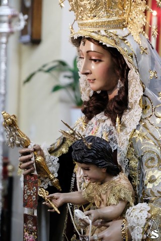  besamanos carmen leandro alberto