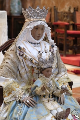 reyes santa cruz