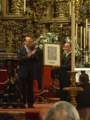  Pedro Morales tambin recibi un presente