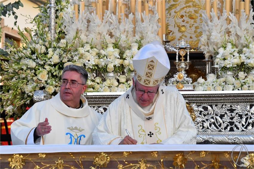 Esperanza_Coronada._La_Roda_de_Andalucia_843_Copiar.JPG
