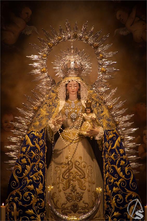 NTRA._SRA._DEL_ROSARIO_CORONADA_1