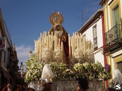 En junio de 2009 es bendecida la imagen de Nuestra Seora de la Caridad, obra tambin de Ventura Gmez y que realiz por tal motivo su primera salida procesional sobre el paso de la Virgen de los Remedios y con la corona, toca y manto de la Virgen de las Mercedes de la Hdad. de Santa Genoveva, Hermandad madrina de esta bendicin. 