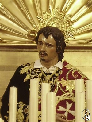 La imagen de San Juan Evangelista es obra de Manuel Pineda Caldern realizado en 1954 