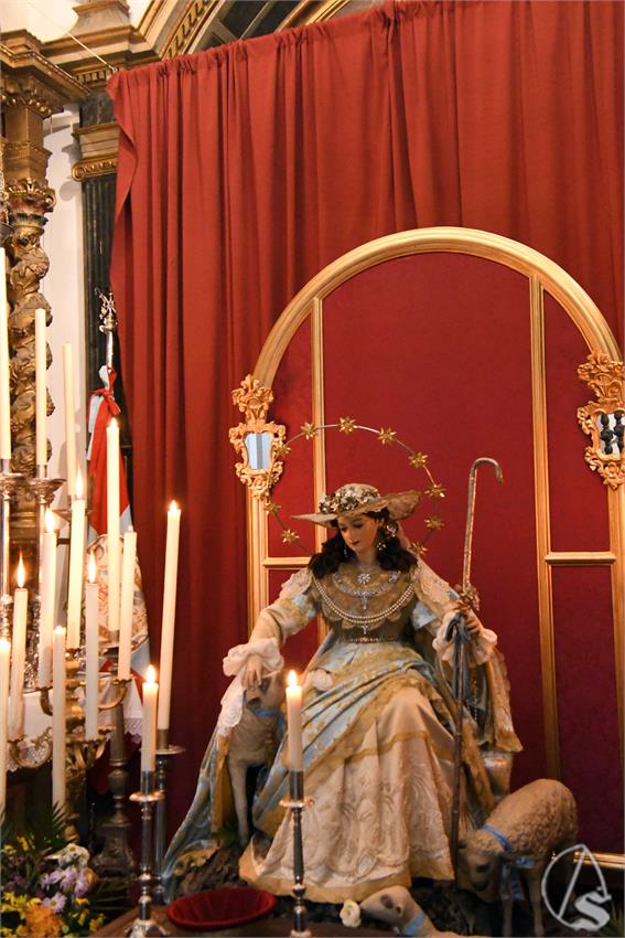 Pastora_Santa_Maria_Magdalena_Dos_Hermanas_Luis_M_Fernandez_020526__5_.JPG