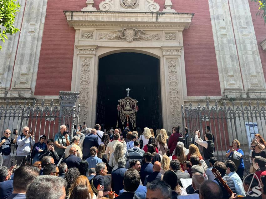 Pepelu_Traslado_Simpecado_Sevilla_Sur_a_El_Salvador_2026_20