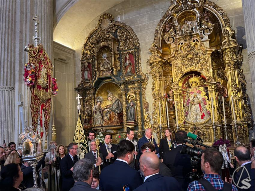 Pepelu_Traslado_Simpecado_Sevilla_Sur_a_El_Salvador_2026_34