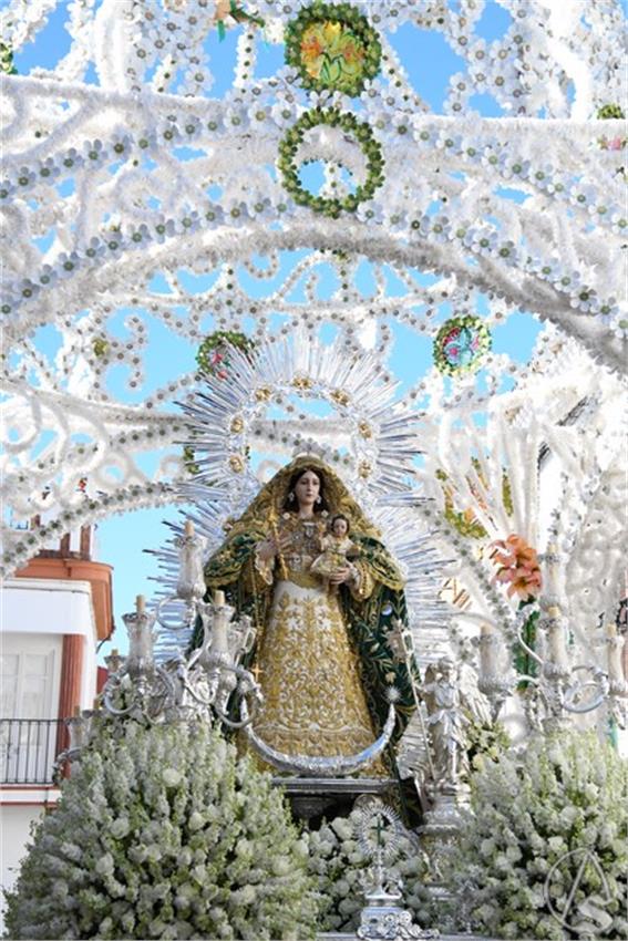 Piedad_Coronada._Albaida_del_Aljarafe__107___Copiar_.JPG