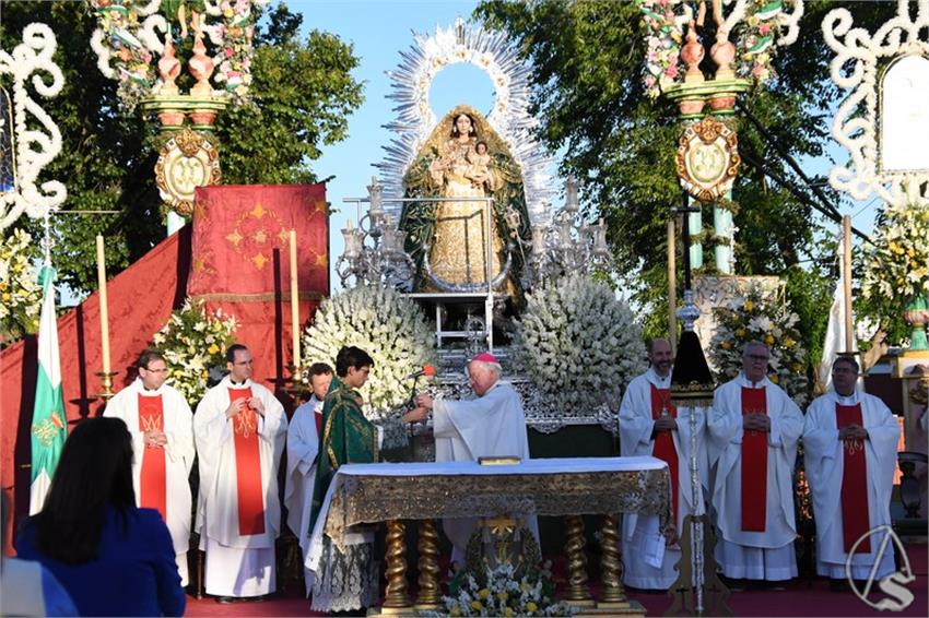 Piedad_Coronada._Albaida_del_Aljarafe__264___Copiar_.JPG