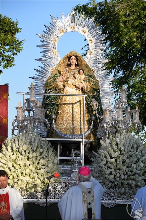 Piedad_Coronada._Albaida_del_Aljarafe__275___Copiar_.JPG