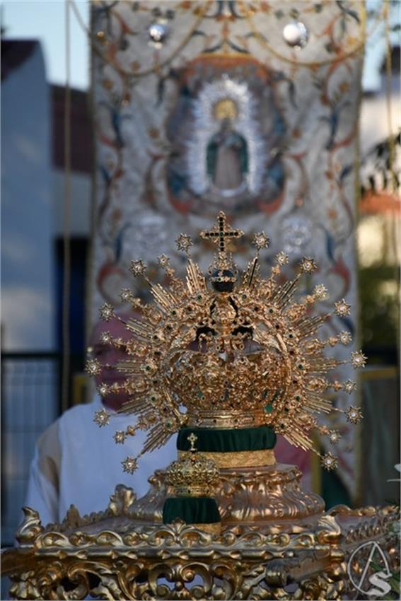 Piedad_Coronada._Albaida_del_Aljarafe__300___Copiar_.JPG