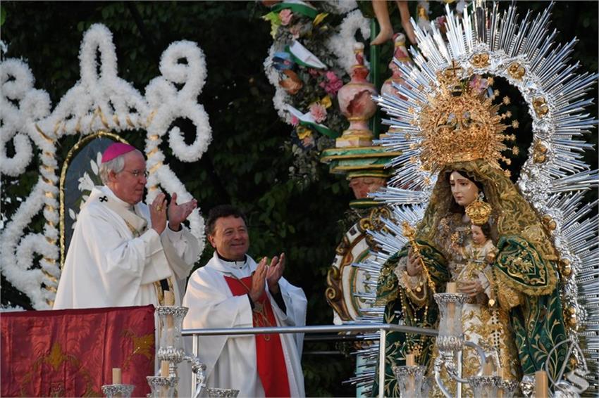 Piedad_Coronada._Albaida_del_Aljarafe__410___Copiar_.JPG