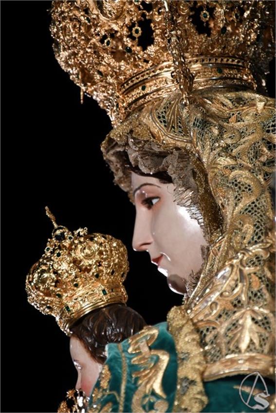 Piedad_Coronada._Albaida_del_Aljarafe__489___Copiar_.JPG