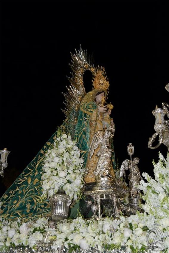 Piedad_Coronada._Albaida_del_Aljarafe__582___Copiar_.JPG