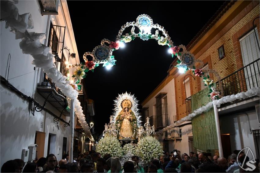 Piedad_Coronada._Albaida_del_Aljarafe__609___Copiar_.JPG