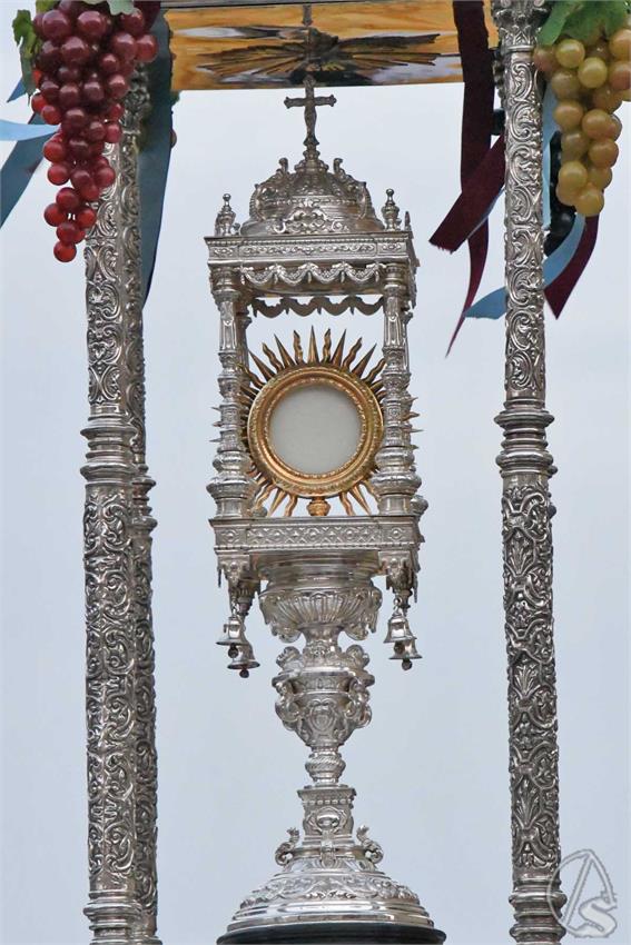 Procesion_del_Corpus_de_la_Parroquia_de_la_Oliva_Dos_Hermanas_Luis_m_Fernandez_210625__10_.JPG